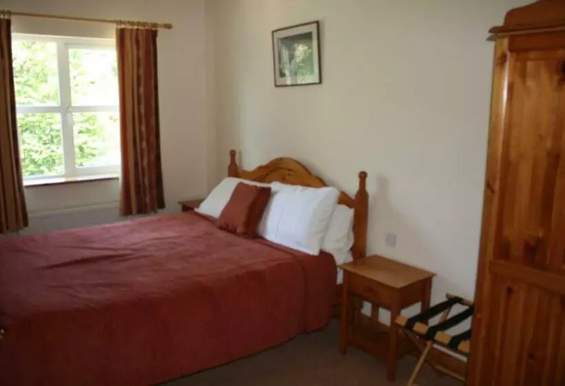 ペンション Dan O'hara Farmhouse B&b