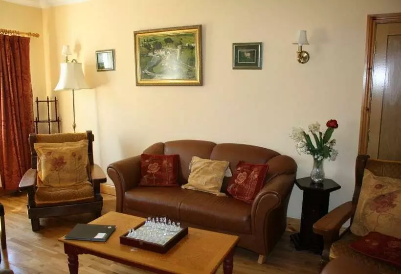 ペンション Dan O'hara Farmhouse B&b