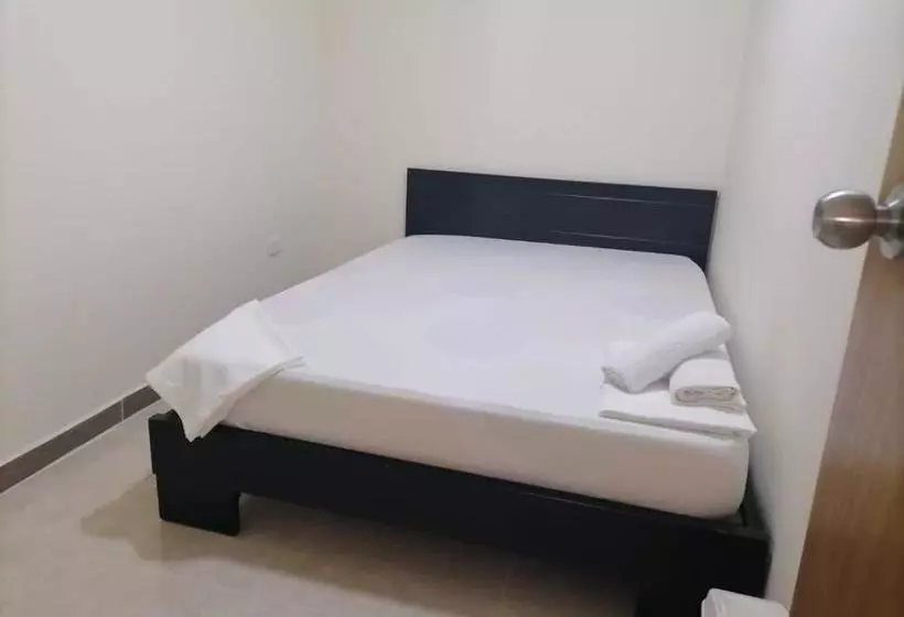 Majatalo Ekolores Hostal   Parque Del Café   313 468 08 41