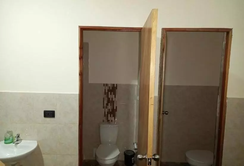 Majatalo Ekolores Hostal   Parque Del Café   313 468 08 41