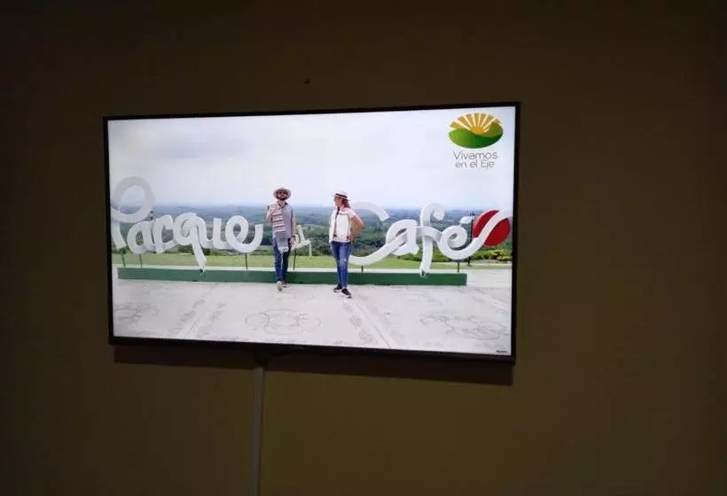 Majatalo Ekolores Hostal   Parque Del Café   313 468 08 41