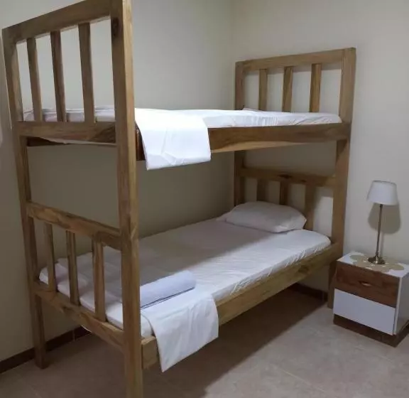 Majatalo Ekolores Hostal   Parque Del Café   313 468 08 41