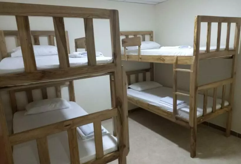 Majatalo Ekolores Hostal   Parque Del Café   313 468 08 41