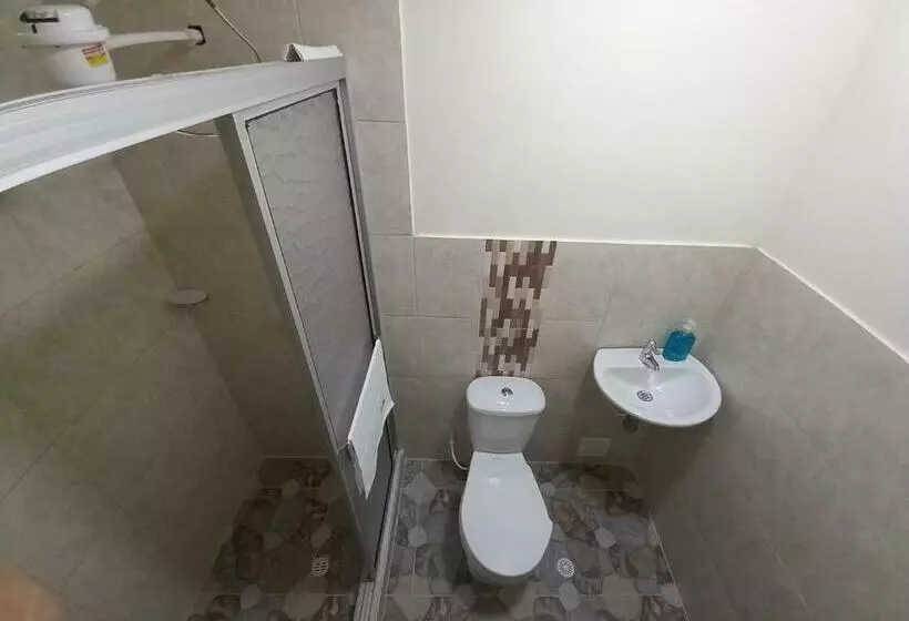 Majatalo Ekolores Hostal   Parque Del Café   313 468 08 41