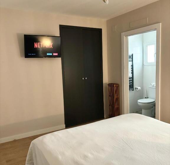 ペンション Hostal La Canonja