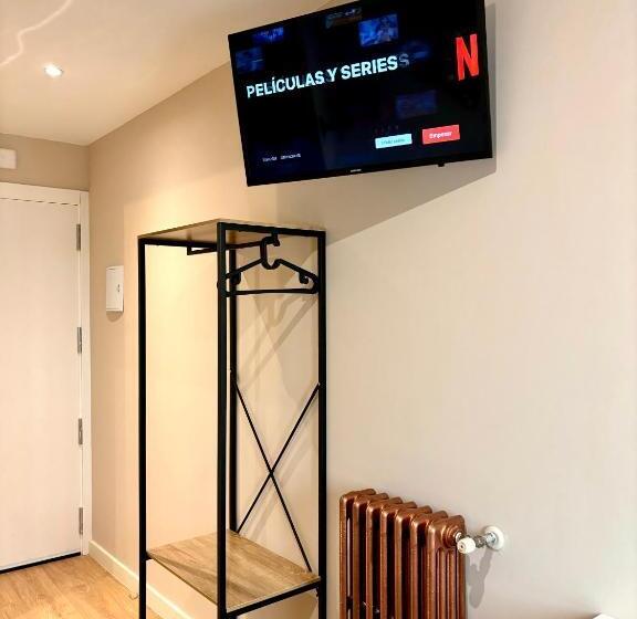 ペンション Hostal La Canonja