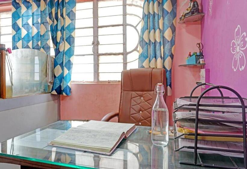 Spot On Hotel Prakash Residency, Near Hanuman Gym Ajmera Colony, Pimpri