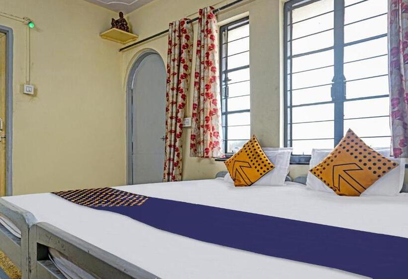 Spot On Hotel Prakash Residency, Near Hanuman Gym Ajmera Colony, Pimpri