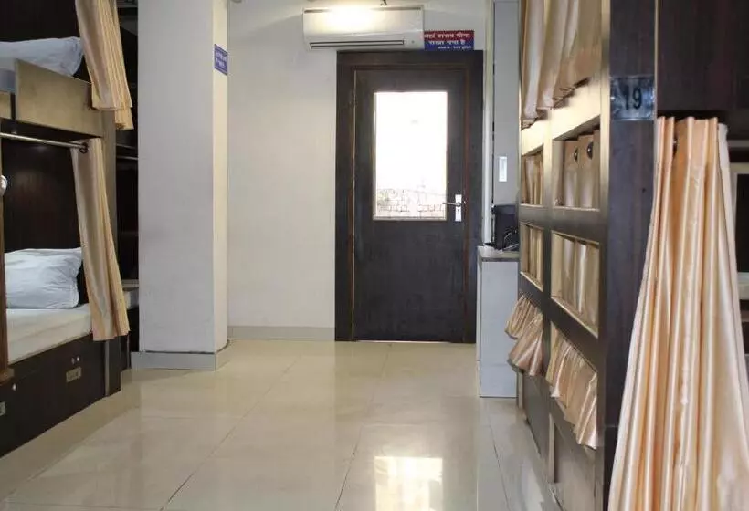 Retkeilymaja Paradise Ac Dormitory