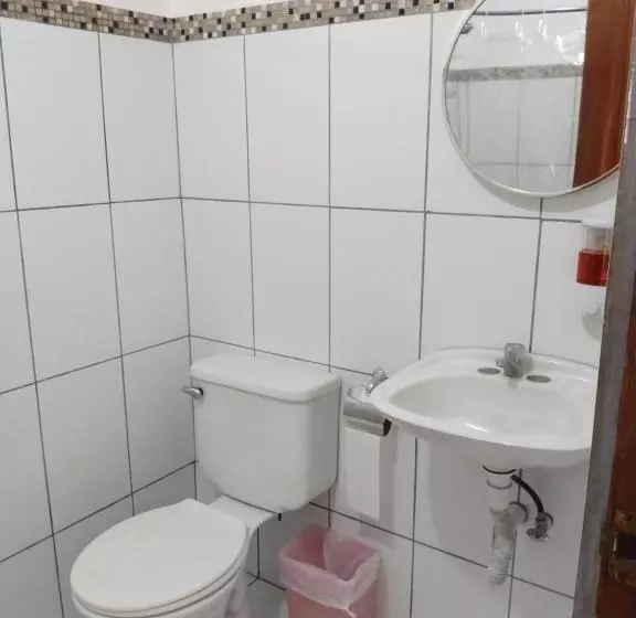 Buena Nota Hostel