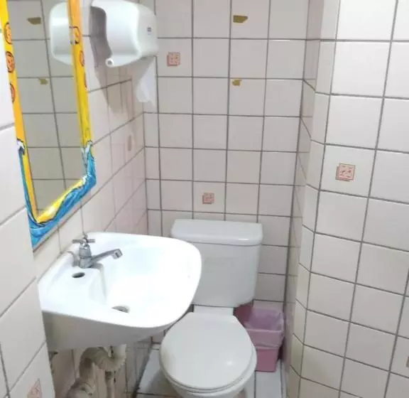 Buena Nota Hostel