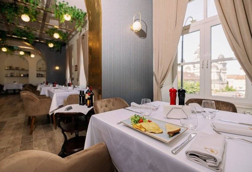 هتل Haller Boutique