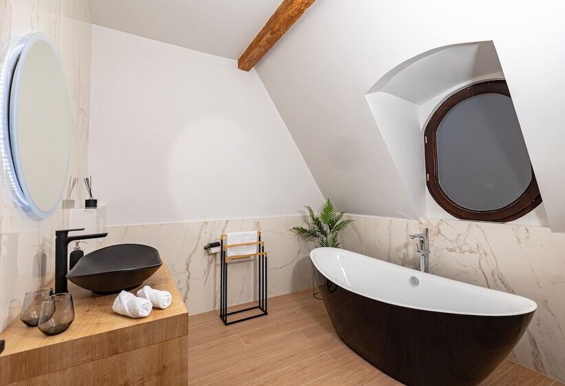 هتل Haller Boutique