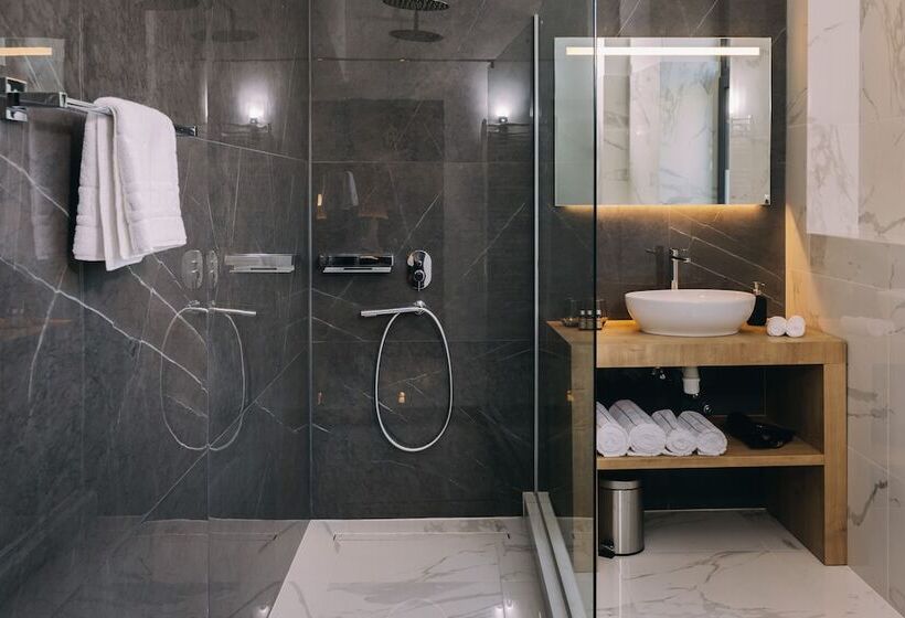 هتل Haller Boutique