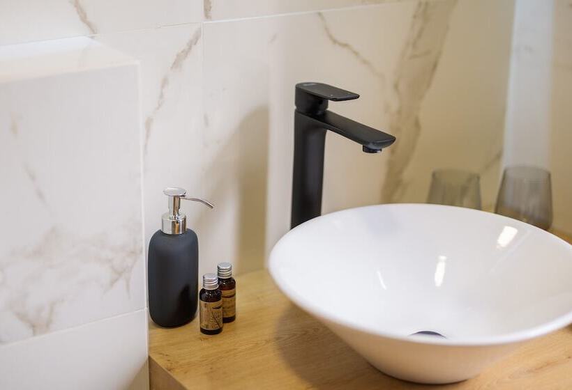 هتل Haller Boutique