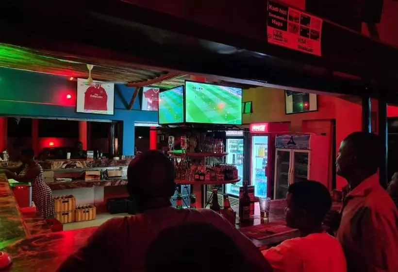 هتل Kimyakimya Pub & Lodge