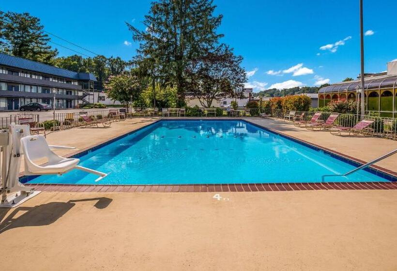 فندق Suburban Studios Middlesboro