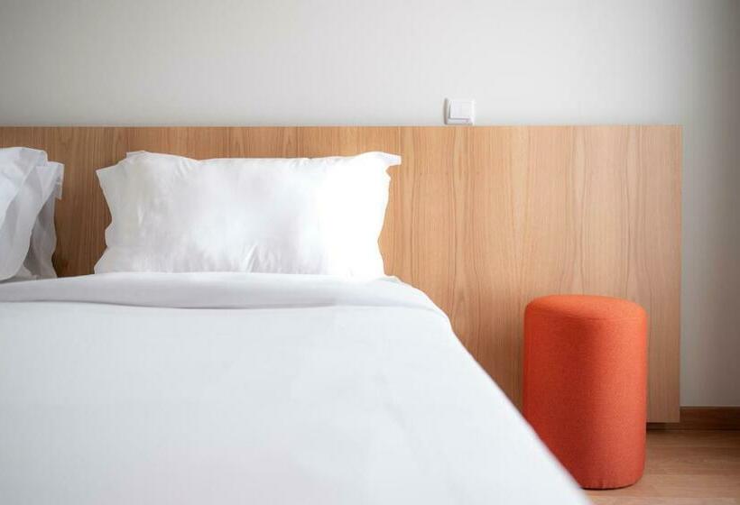 בית מלון כפרי Whe