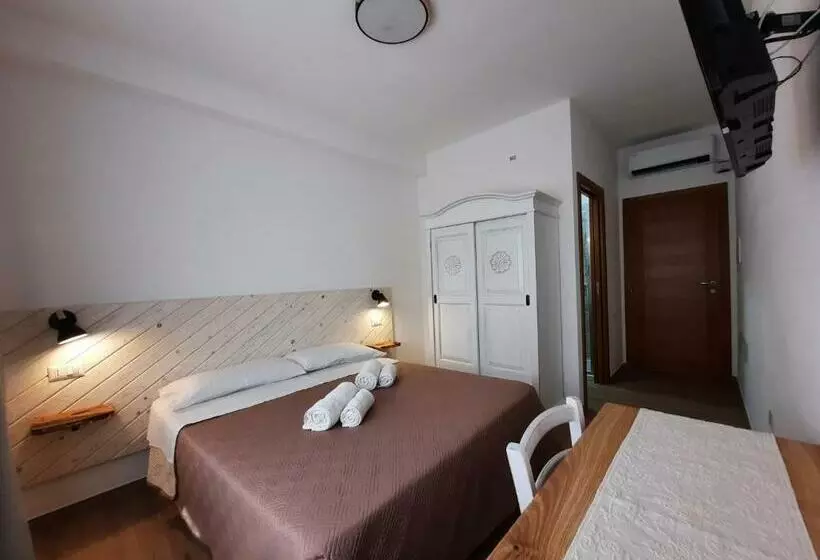 ペンション Affittacamere Su Maistu E Linna