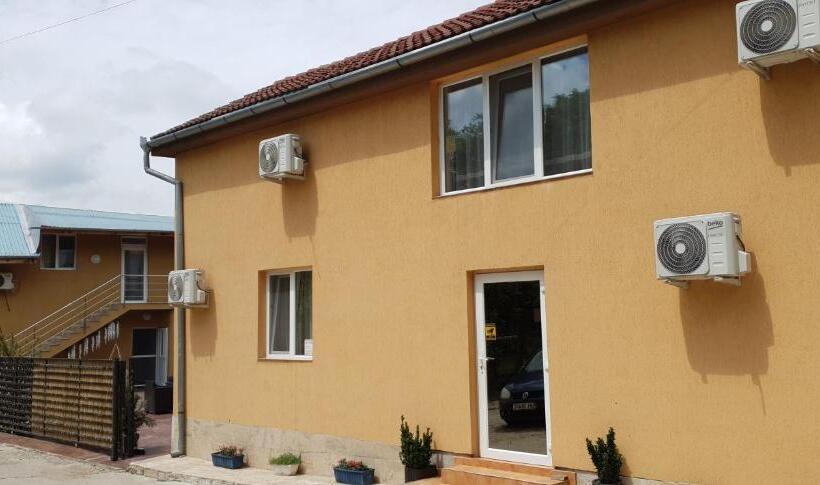 پانسیون Casa Class