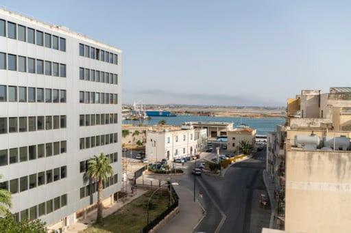 膳宿费 Trapani In Liberty