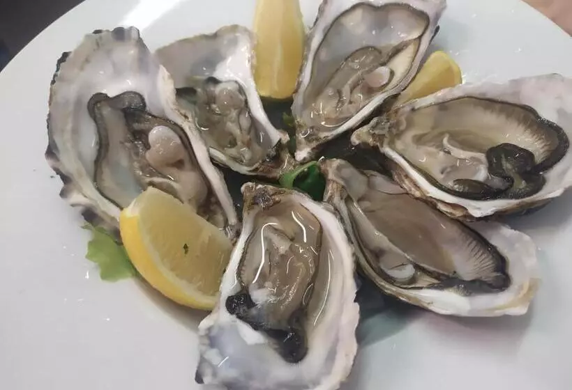 تختخواب و صبحانه Alla Frasca