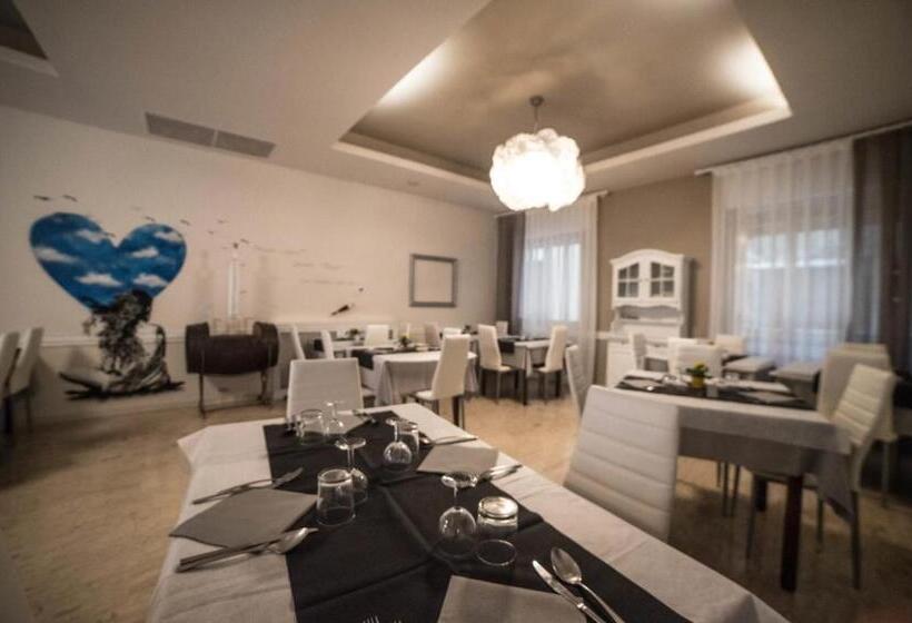 ベッドアンドブレックファースト Alla Frasca