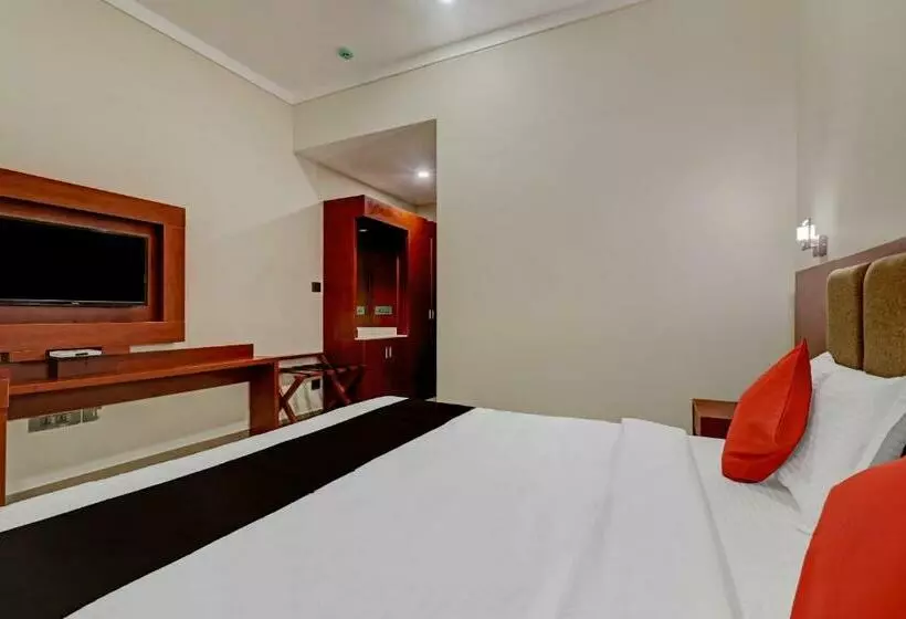 Super Hotel O Kizhakkambalam Tourist Home