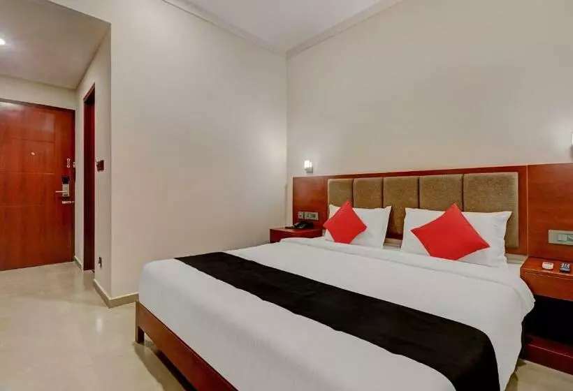 Super Hotel O Kizhakkambalam Tourist Home