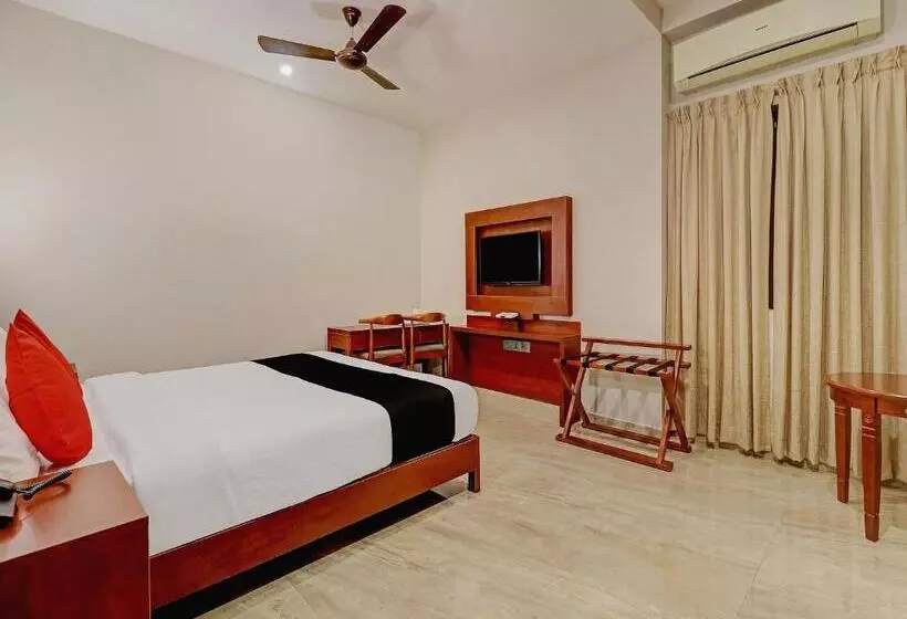 Super Hotel O Kizhakkambalam Tourist Home