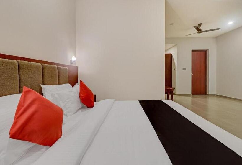 Super Hotel O Kizhakkambalam Tourist Home