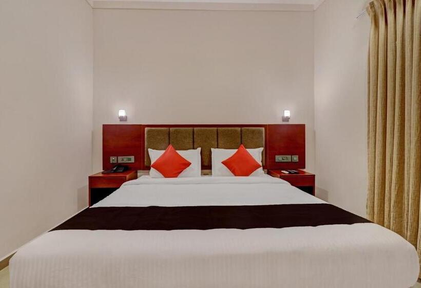 Super Hotel O Kizhakkambalam Tourist Home