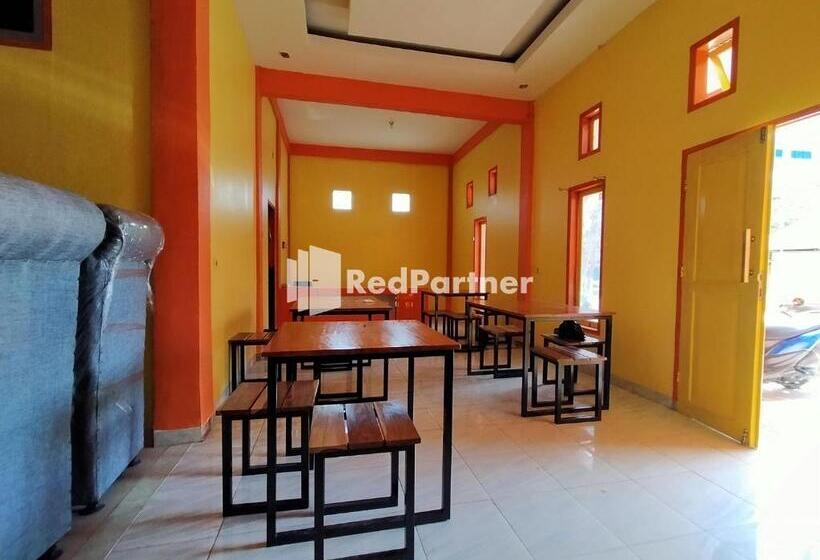 בית מלון כפרי Hing Amimah Mitra Reddoorz