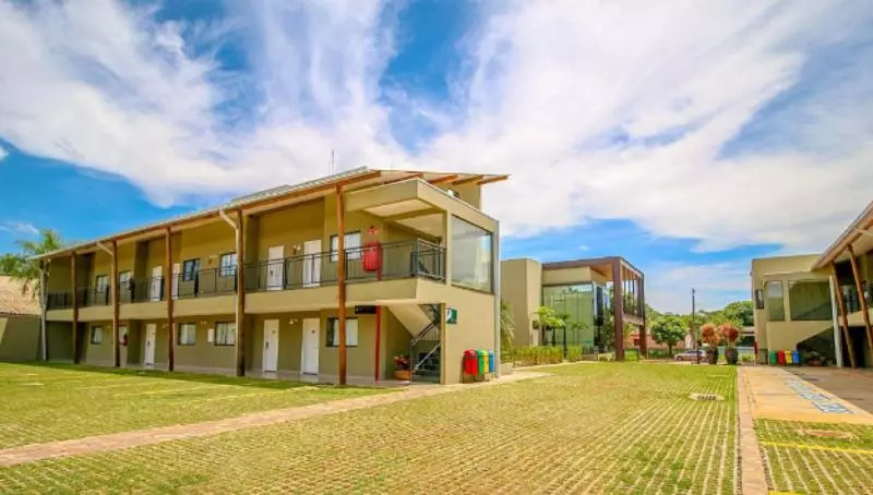 هتل Promenade Bonito All Suites