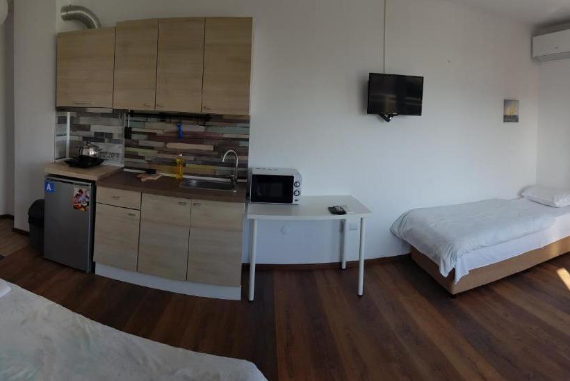 پانسیون Panorama Studios Obzor