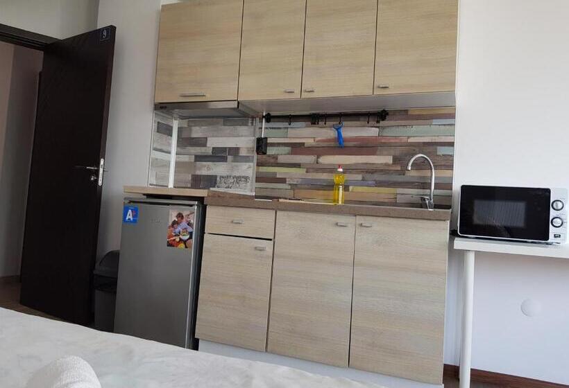 پانسیون Panorama Studios Obzor