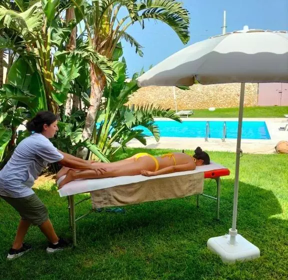 ペンション Tipino