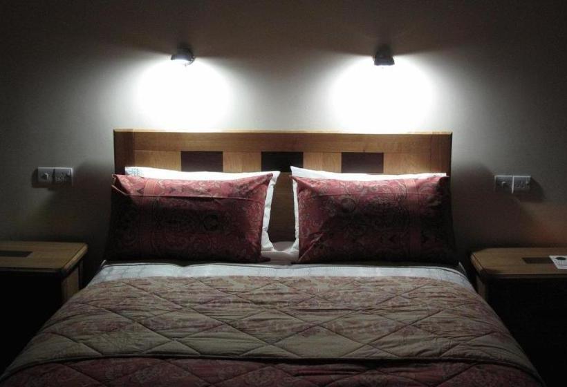 בית מלון כפרי Braidmead House