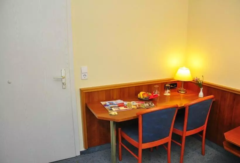 Brocki S Hotel Stadt Hamburg