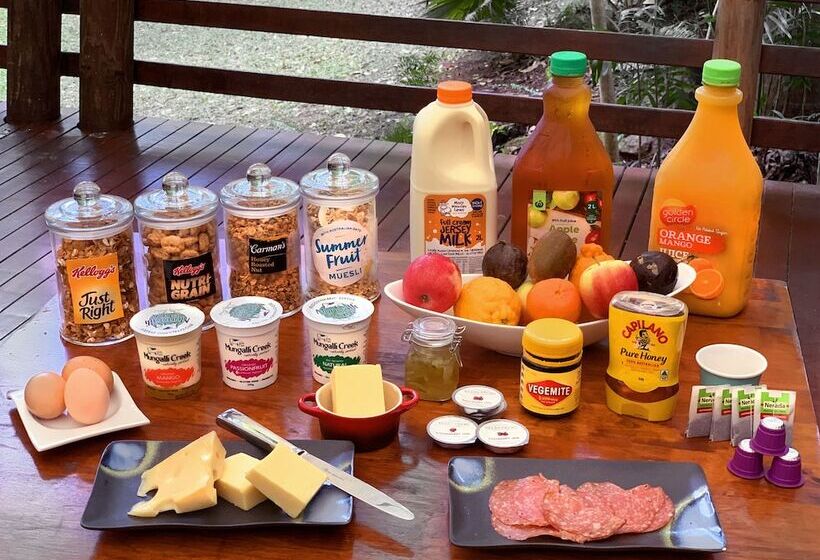 Отель Cedar Park Rainforest Resort