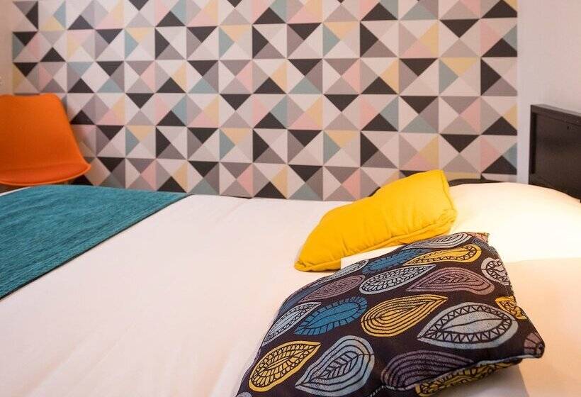 בית מלון כפרי De Paris