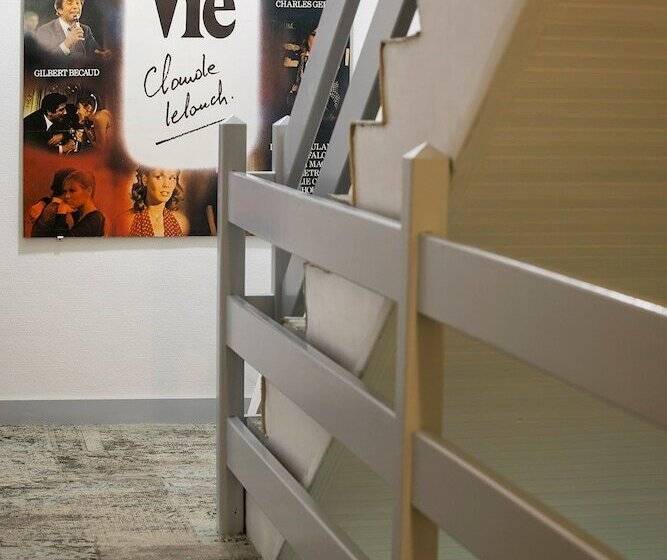 בית מלון כפרי De Paris