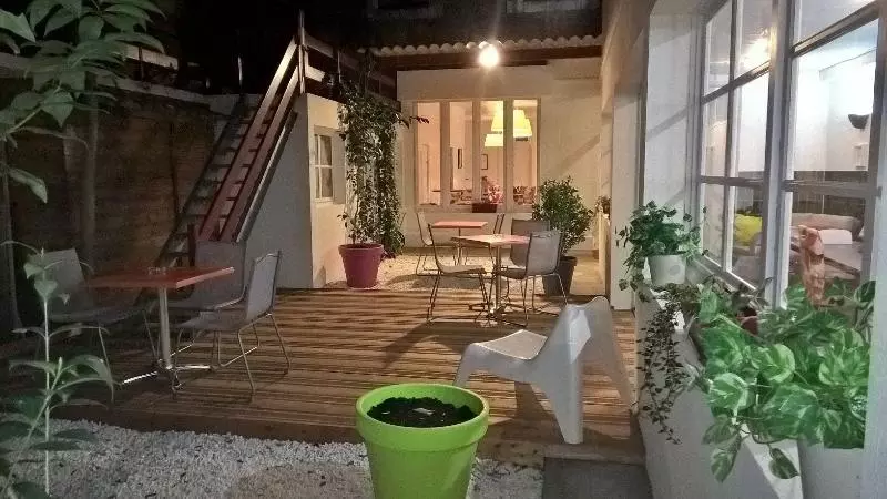 בית מלון כפרי De Paris