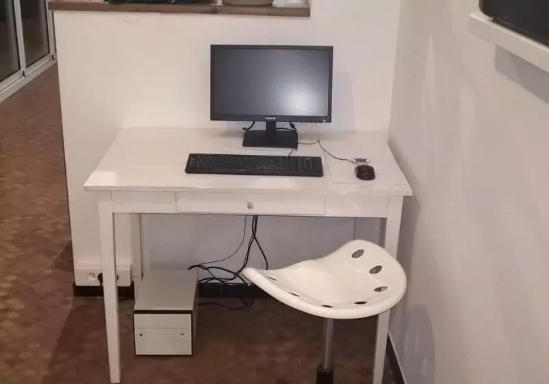 בית מלון כפרי De Paris