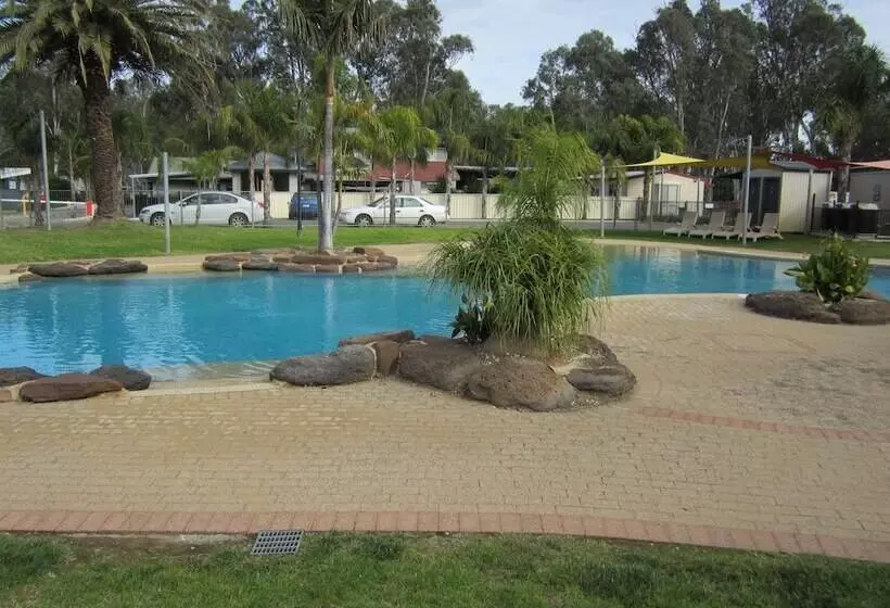 Отель Discovery Parks   Maidens Inn Moama