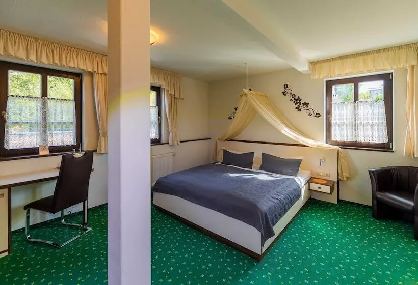 酒店 Goldener Hirsch