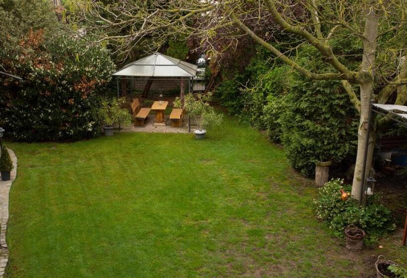 ホテル Gästehaus Am Vogelsang