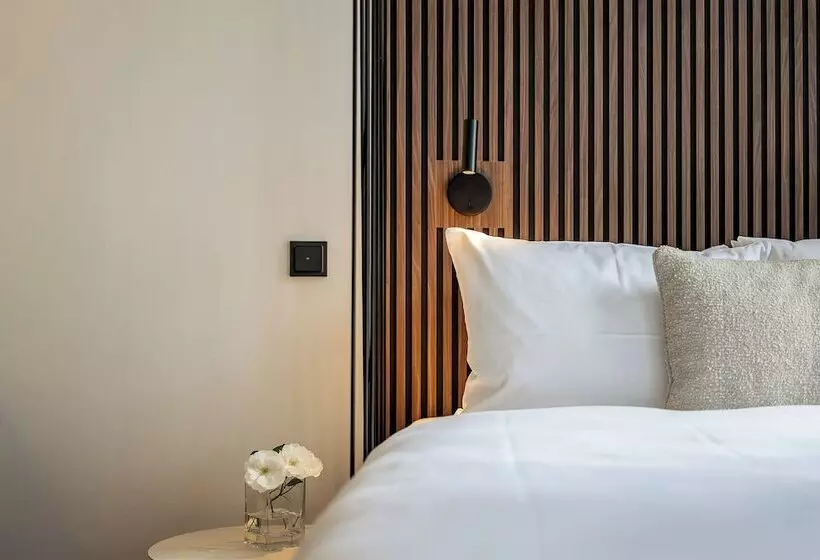 هتل Bob W Munich Schwabing