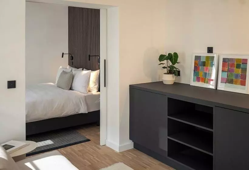 هتل Bob W Munich Schwabing