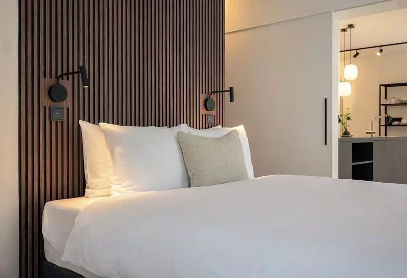 هتل Bob W Munich Schwabing